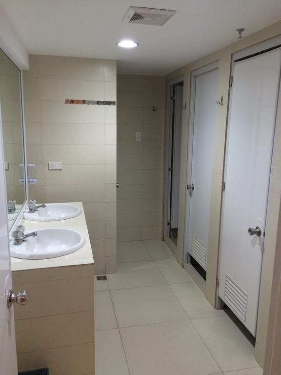 Stone House Hotel Pasay Szoba fotó