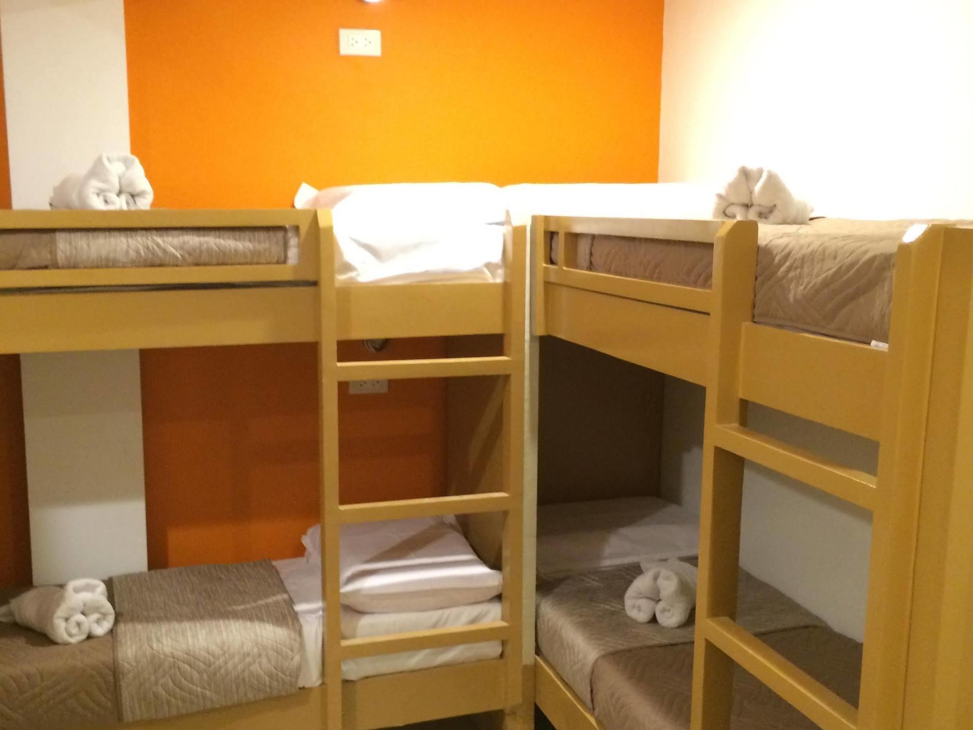 Stone House Hotel Pasay Kültér fotó